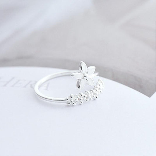 Verstellbarer Ring aus 925er Silber mit handgemaltem Emaille-Wildblumen-Motiv