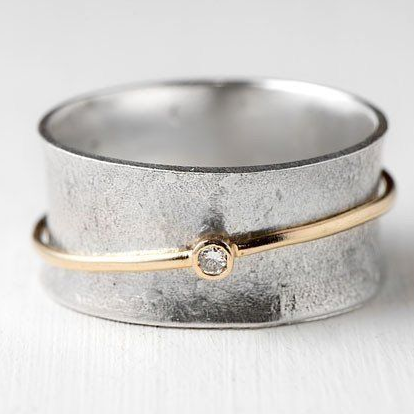 Vintage Silberring mit goldener Linie und Zirkonia